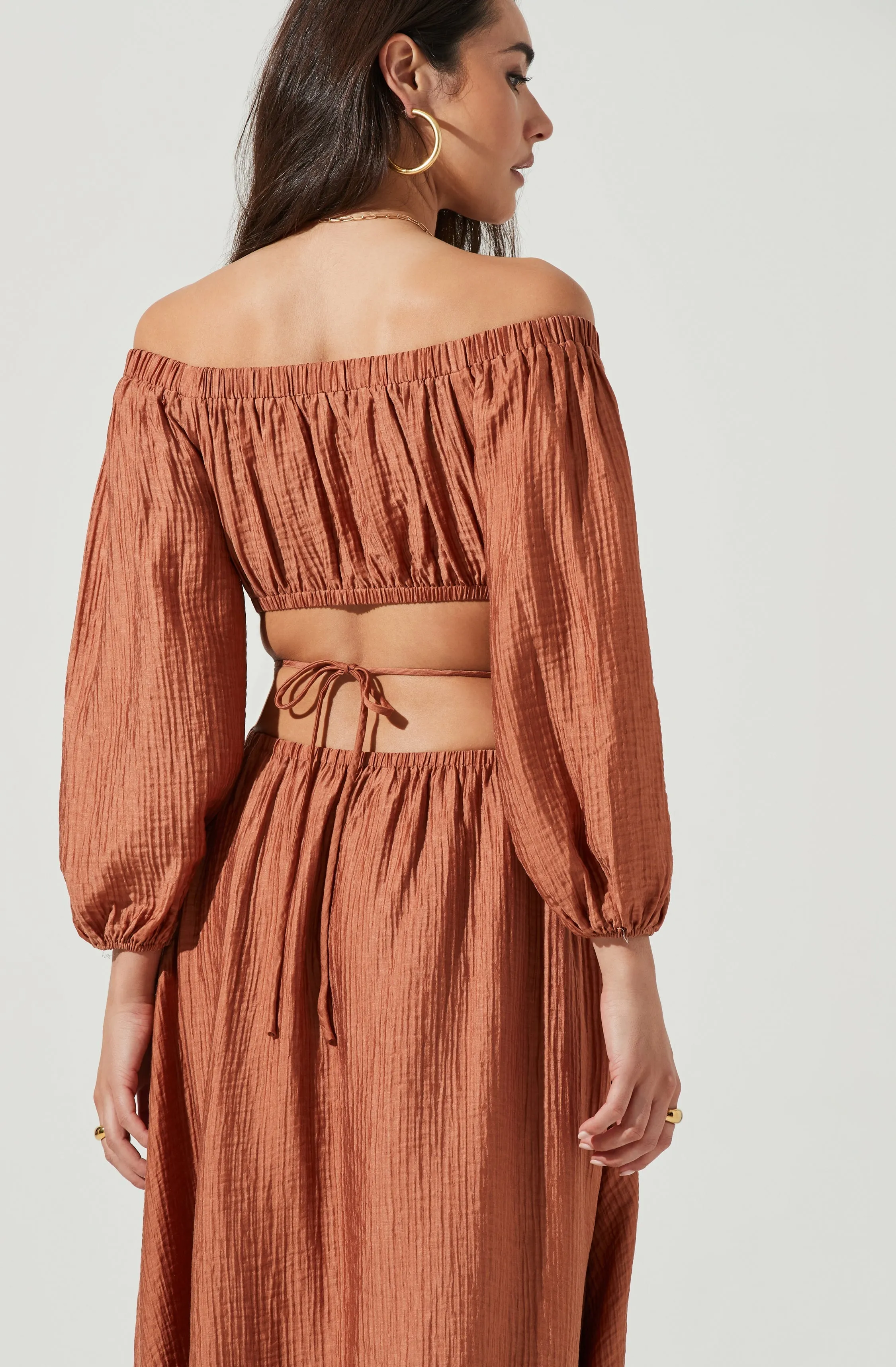 Cassian Cutout Off Shoulder Midi Dress