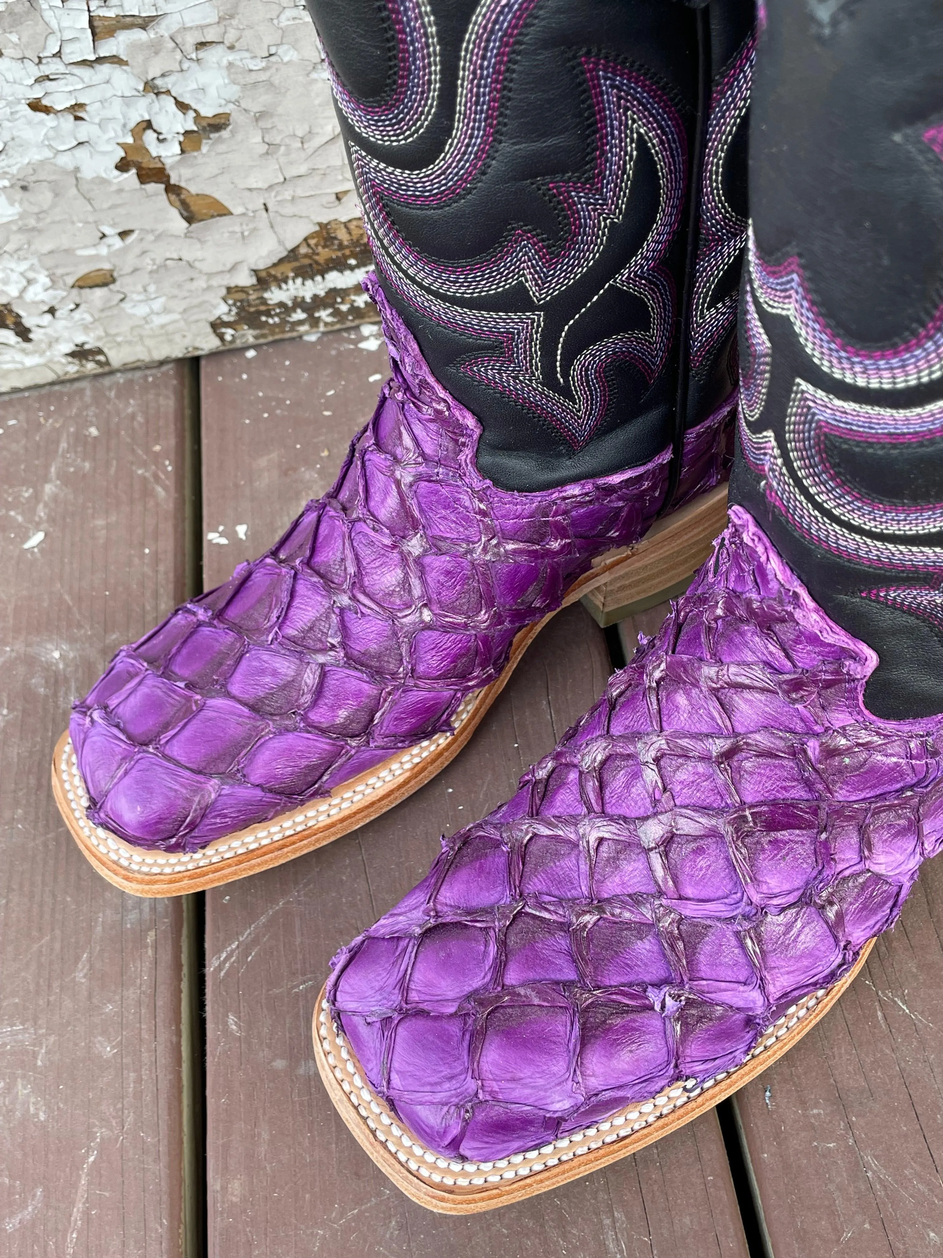 Corral Women's Purple & Black Big Bass Pirarucu Arapaima Square Toe Cowgirl Boots A4385